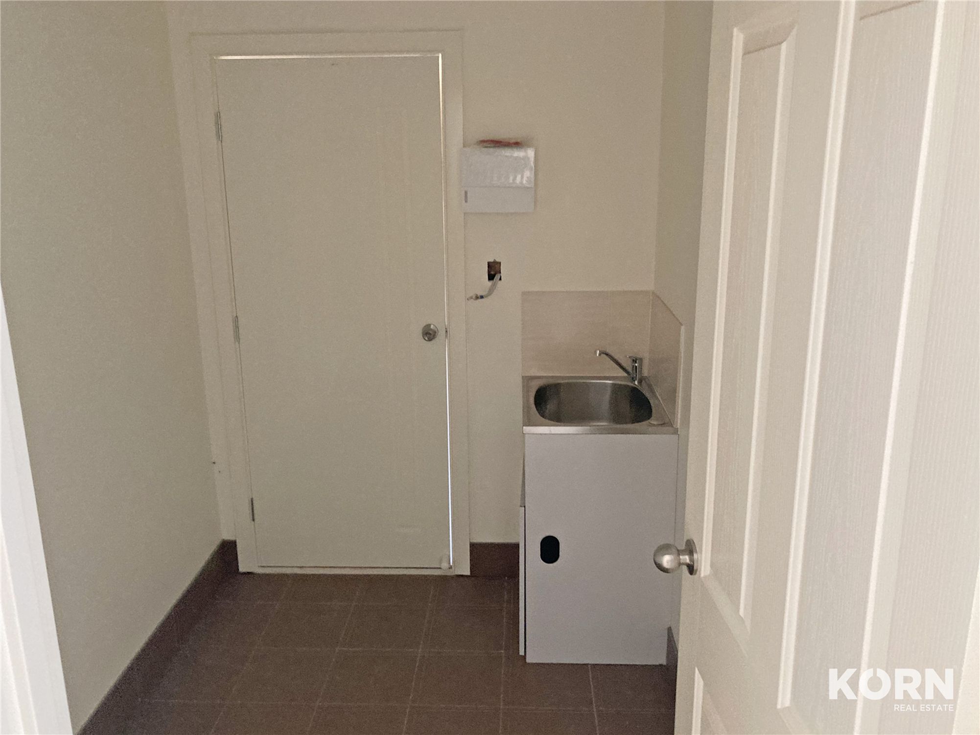 2 / 5 Moir Street, Smithfield