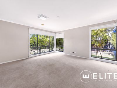 13 The Oval, Berwick