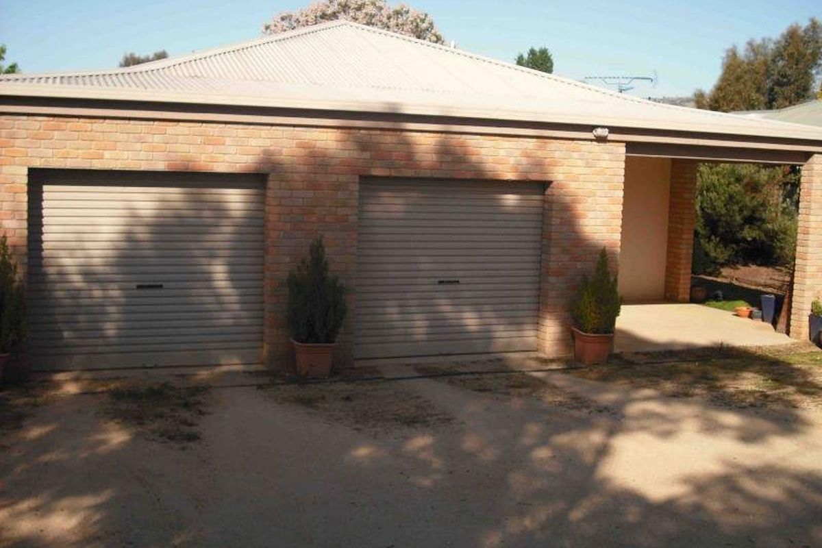 6 Hughes Street, Avenel