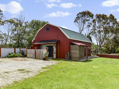16 Harley Street, Allendale East