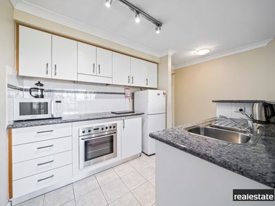 413 / 126 Mounts Bay Road, Perth