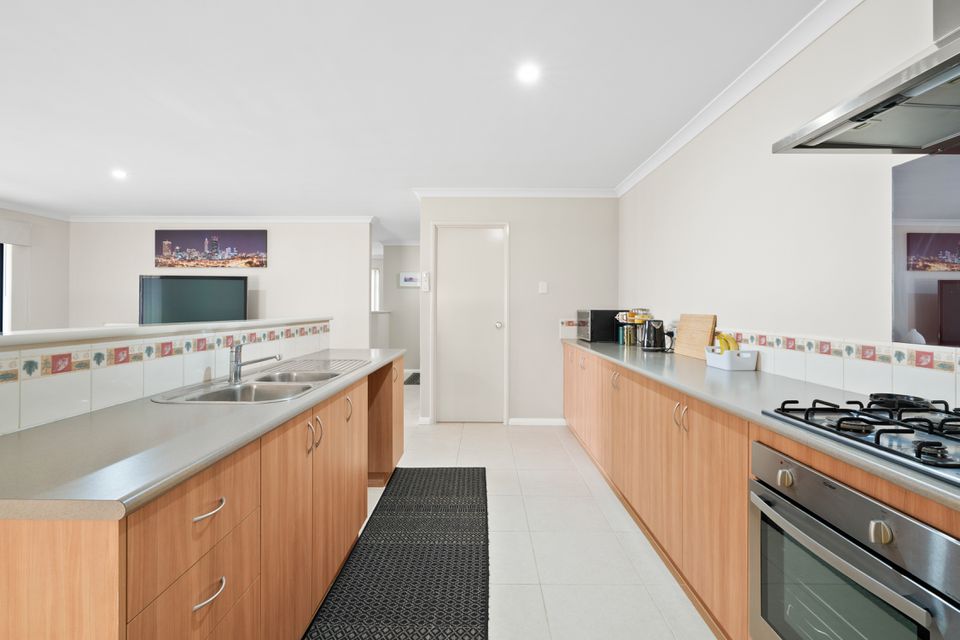 16 Aldersyde Meander, Baldivis