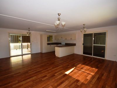 25 Bluebird Court, Longreach