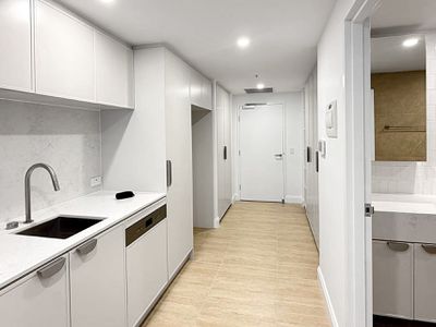 201 / 70 Allara Street, City