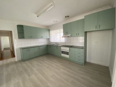 2 Victor Street, Sunshine North