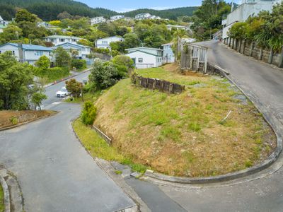 101 Redwood Avenue, Tawa