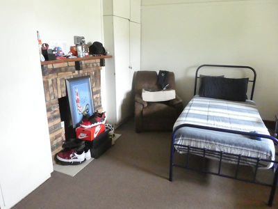 51 Anzac Ave, Seymour