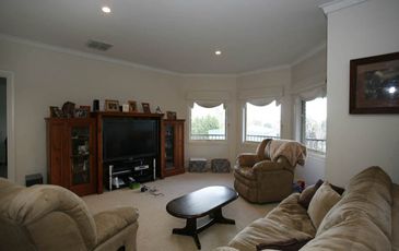 326 Beaconsfield-Emerald Road, Guys Hill