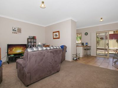 4 / 1007 Pemberton St, West Albury
