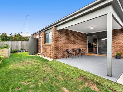 15 Everglade Street, Leopold