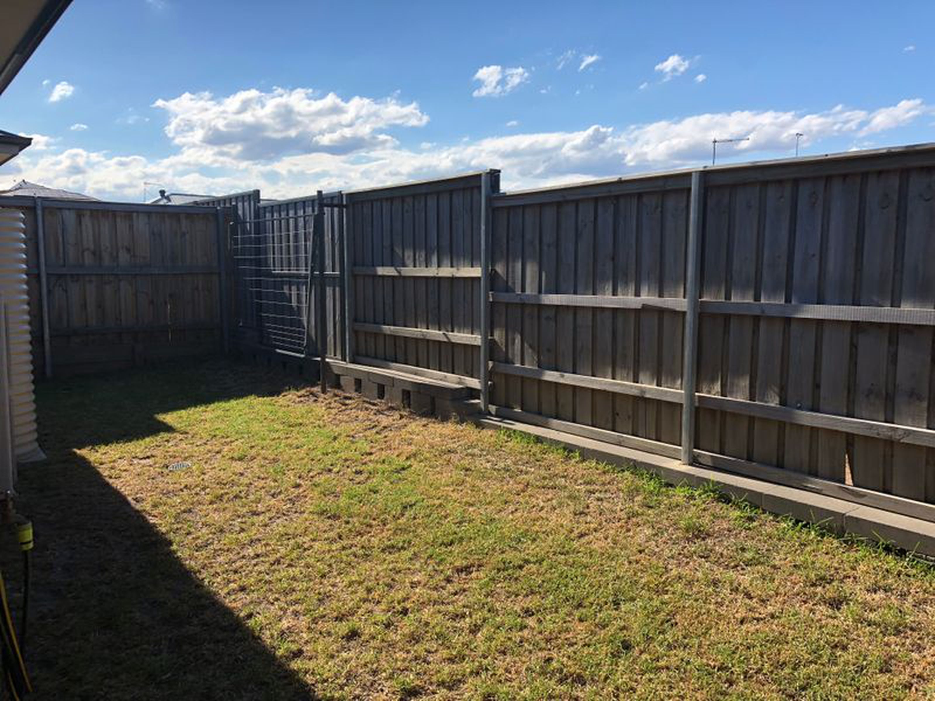 7 James Riley Drive, GLENMORE PARK