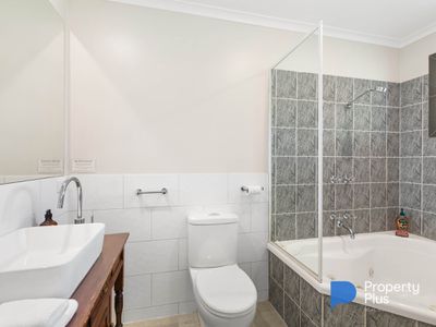 Rooms 1 - 7 /212  Queen Street , Bendigo