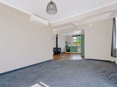 56 Centennial Avenue, Milton