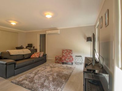 1 / 595 Kemp Street, Lavington