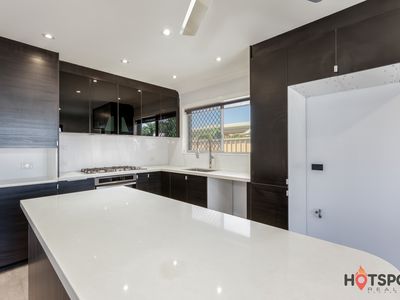 45 Pickett Street, Svensson Heights