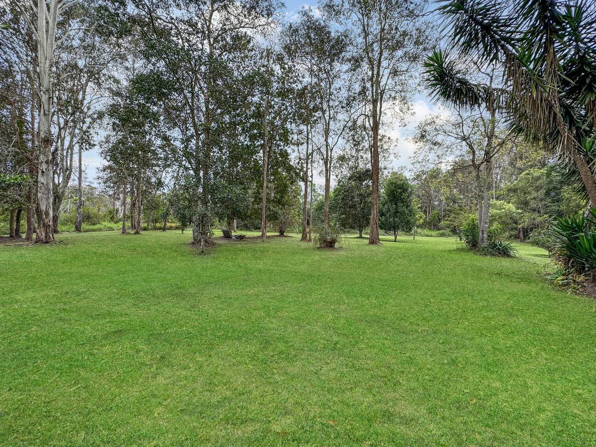 24 Willetts Road, Atherton
