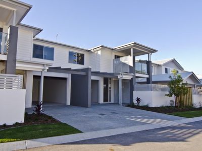 107 / 120 Alma Road, Dakabin