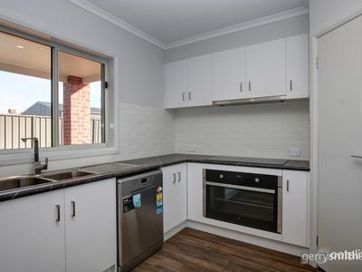 3 Wirth Court, Horsham