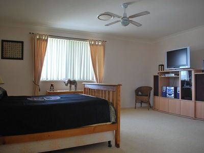 5 Woodside Circuit, Horsley