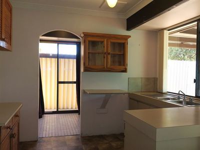 12 Regnans Close, Mirrabooka