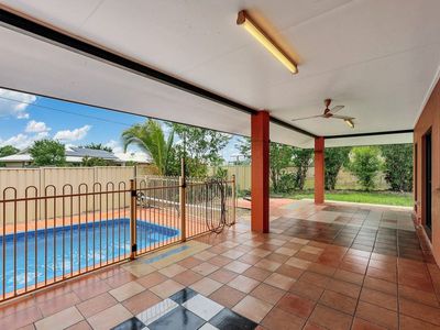 2 Magoffin Street, Farrar