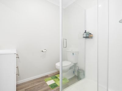 5B Bruce Ave, Glenview