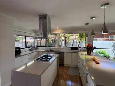 41 Curlew Point Drive, Patterson Lakes