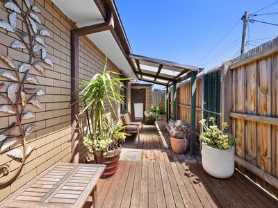 6 / 8 Margot Street, West Footscray