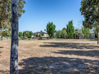 5 Secret Garden Way, Tarneit