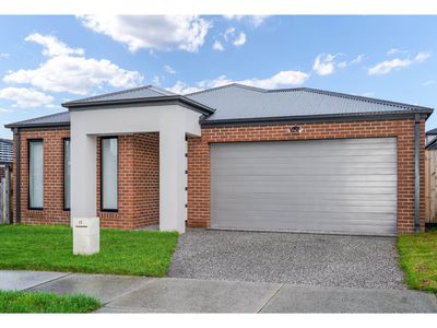 23 Winnows Street, Officer