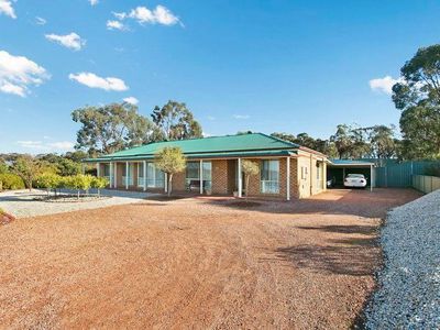 6 Michelle Drive, Maiden Gully