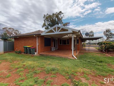 247 Myall Street, Dubbo