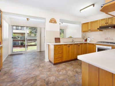 28 Rushton Drive, Kanahooka