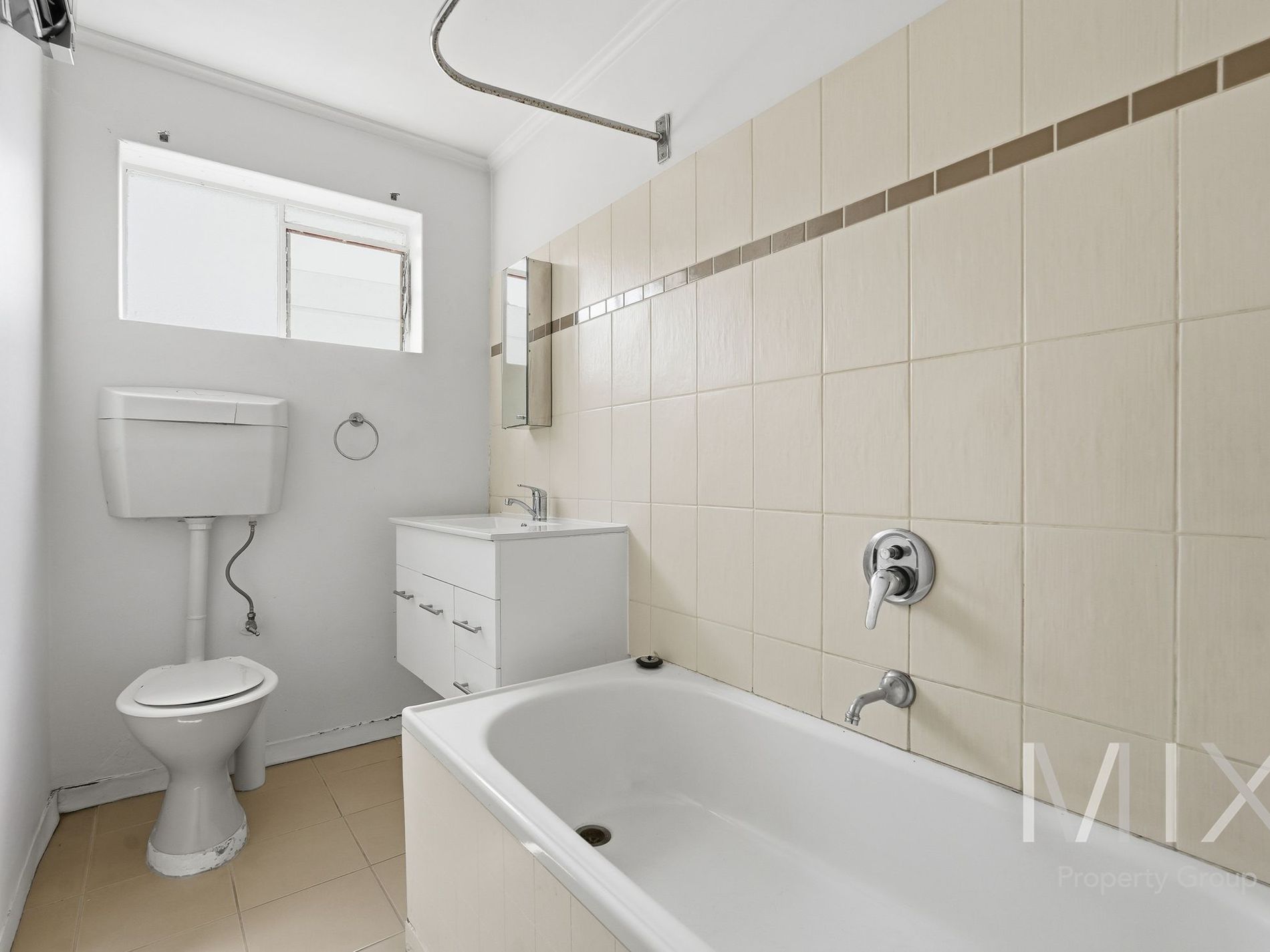 4 / 15 McCann Crescent, Lenah Valley