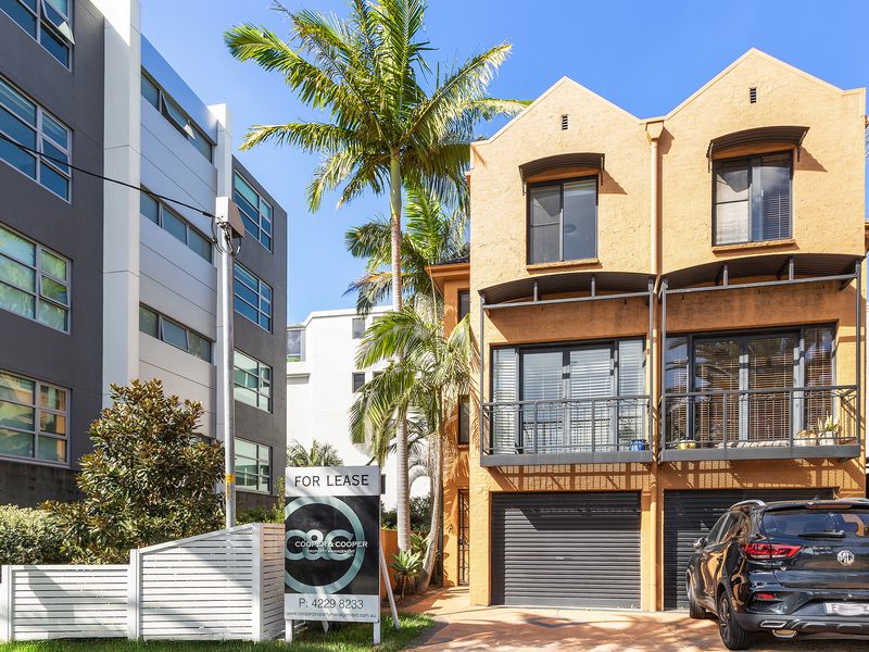 3a / 10 Blackett Street, North Wollongong