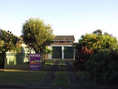 11 Pacific Parade, Tuncurry