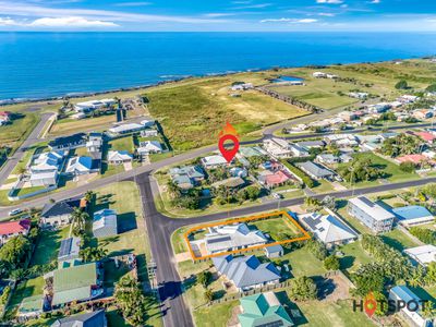 5 Cove Street, Burnett Heads
