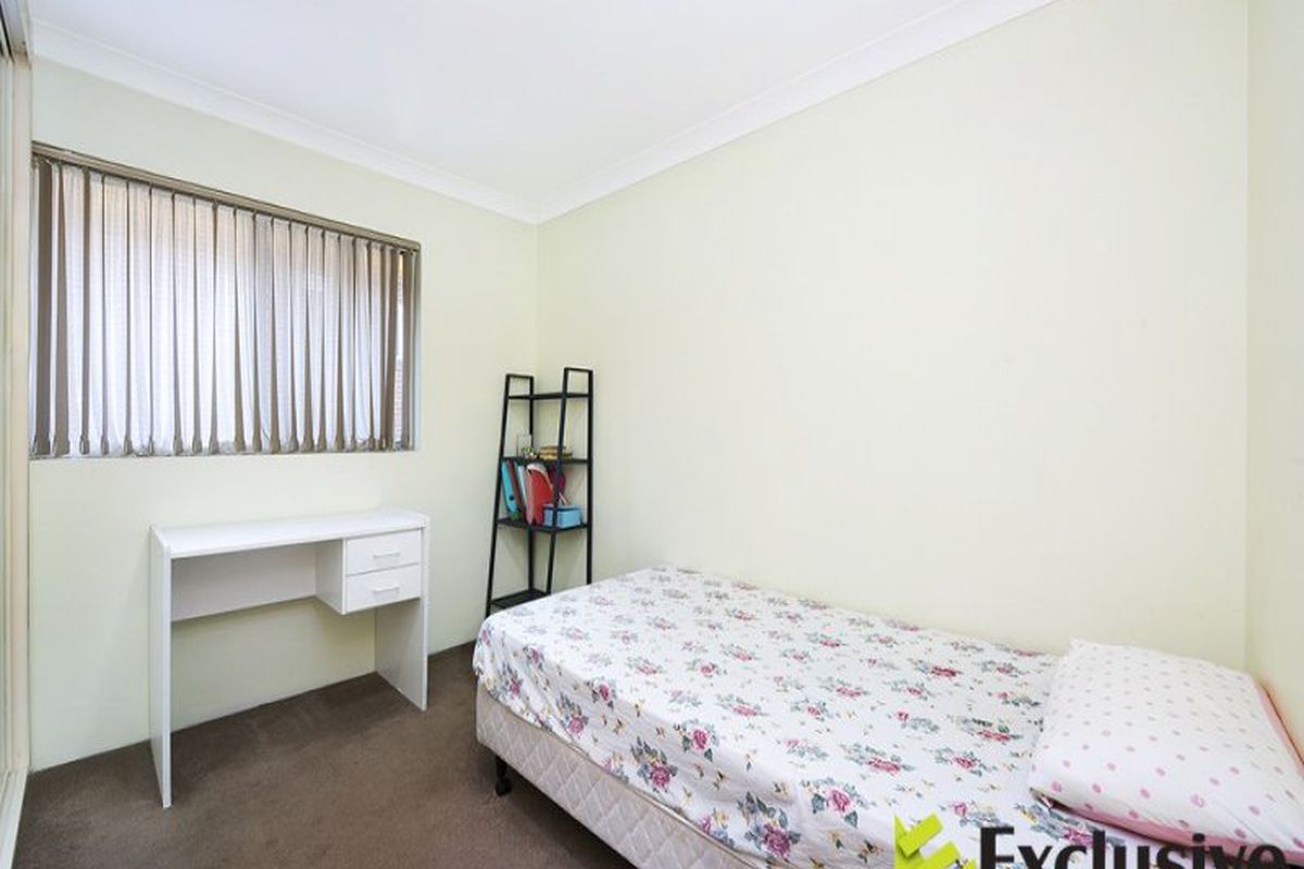 5 / 31-33 Hampstead Road, Homebush West