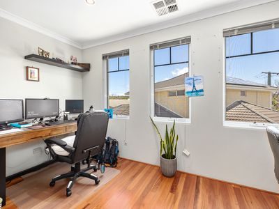 8C Fry Place, Woodlands