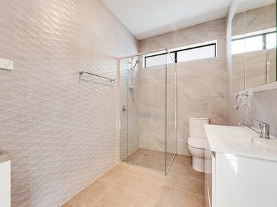 11a Myuna Crescent, Seven Hills