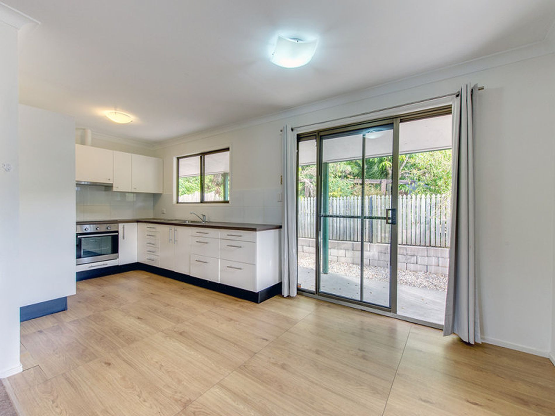4 Sherwood Crs, Bellbird Park