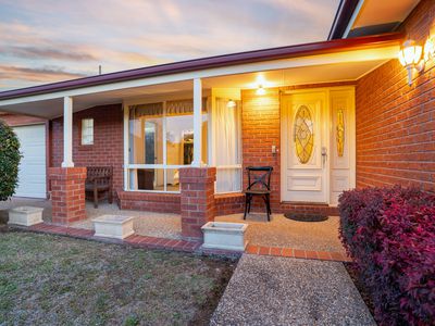 3 AVONDALE DRIVE, Wodonga