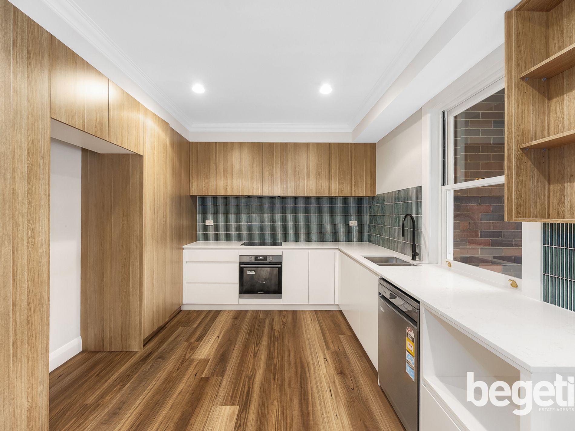 1 / 8 Rose Street, Ashfield