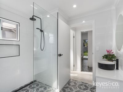 13 Hubert Street, South Townsville