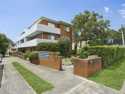 11/25 Oliver Street, Freshwater