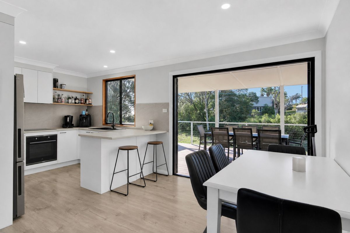 28 Thomson Parade, Dalmeny