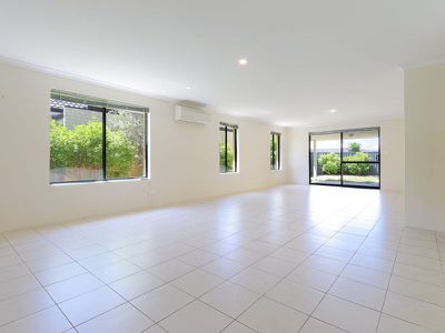 26 Lamorak Way, Baldivis