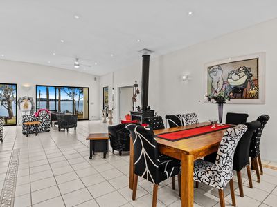 5140 Channel Highway, Gordon