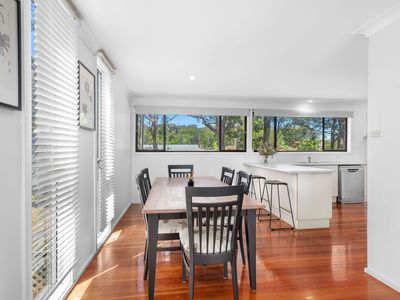 27 Well Street, Forster