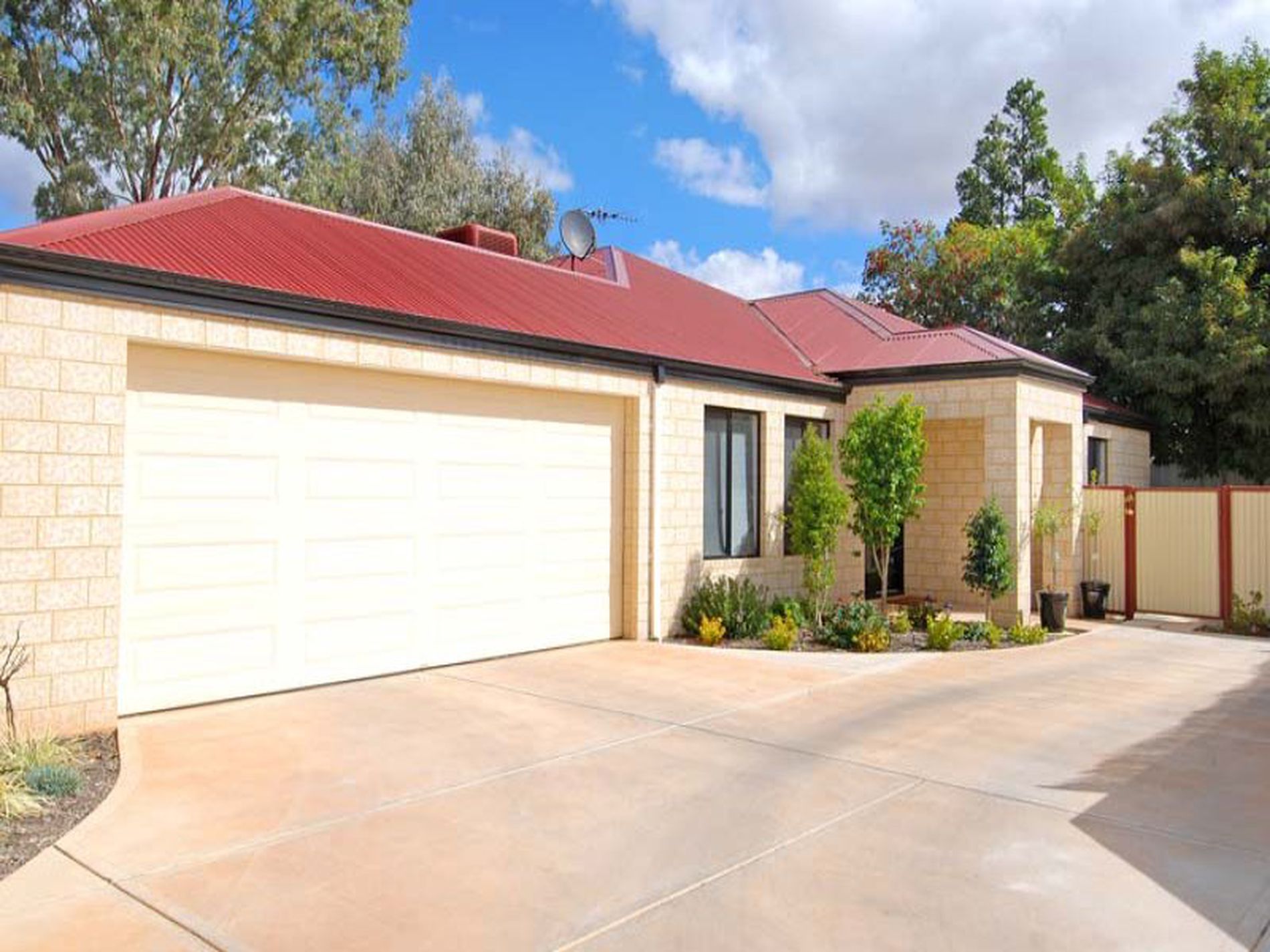 37A Hawkins Street, Kalgoorlie